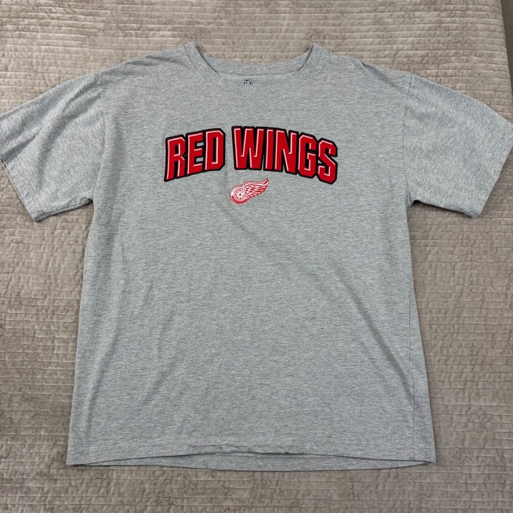 NHL Detroit Red Wings Embroidered Graphic‎ T-Shirt XL Grey Heather Short Sleeve